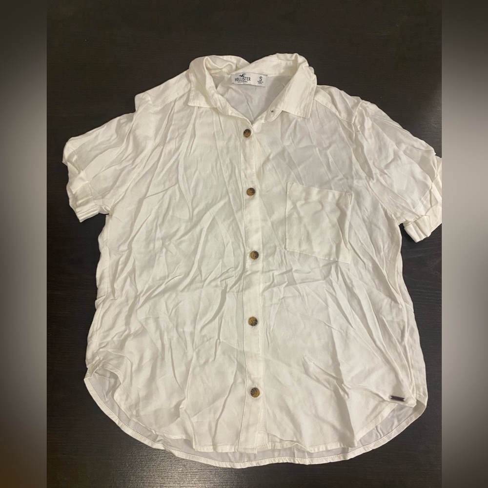 Womens Hollister,  white short sleeve button up, size small.